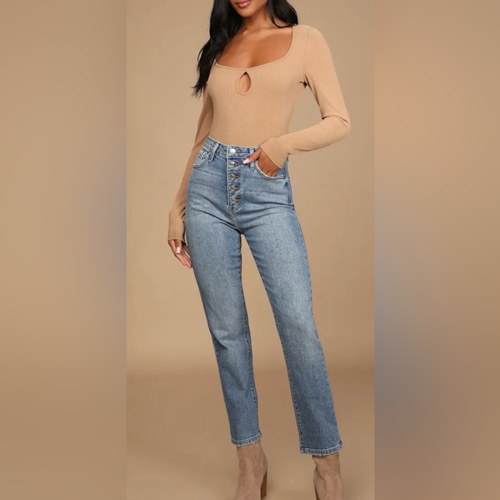 Just Black, Forever a Trend Light Wash Denim High-Rise Mom Jeans